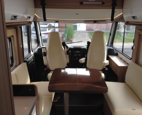 The-Flying-Fish-Company-Camper Laika Kosmo 912-14